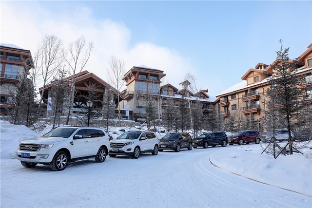 07_福特SUV家族“冰雪奇境”试驾之旅发车.jpg
