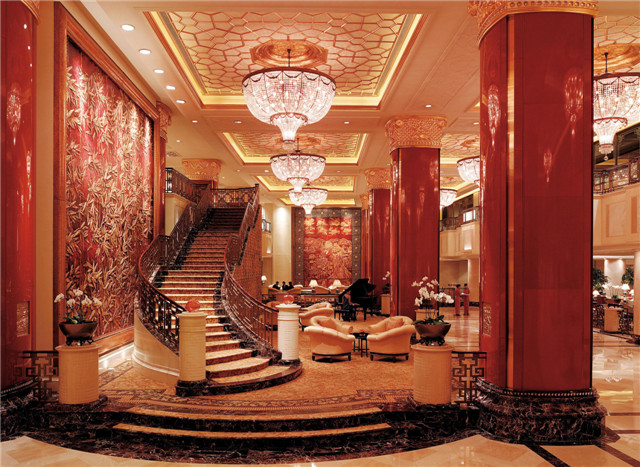 02 CWH Lobby with Guest.jpg
