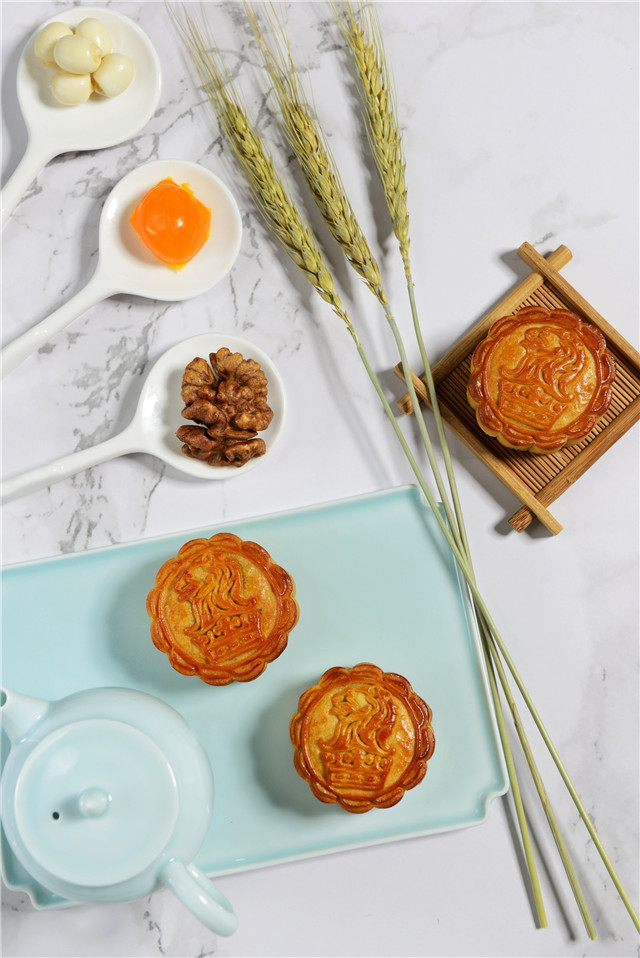 1.月饼特写Mooncake Detail.jpg