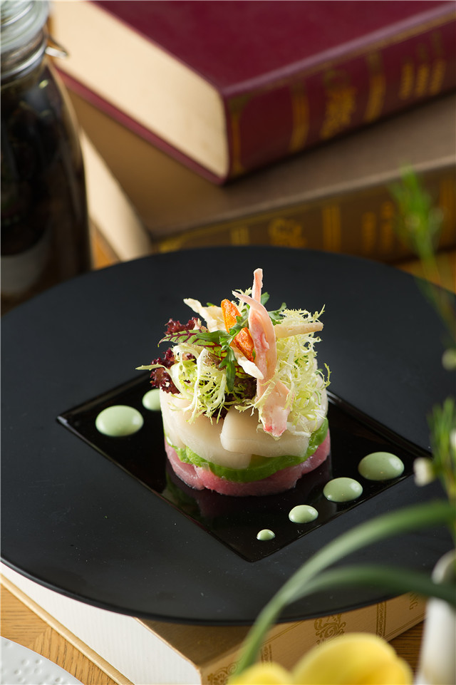 Chapter New Set Dinner 01.jpg