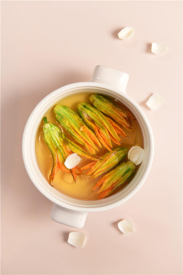 百合蒸酿南瓜花.jpg
