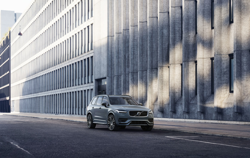 04_新款沃尔沃XC90运动版.jpg