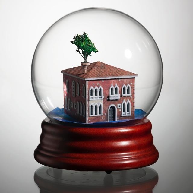 batch_Andi Arnovitz snow globe.jpg