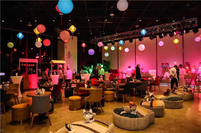 Let's Party (4).jpg