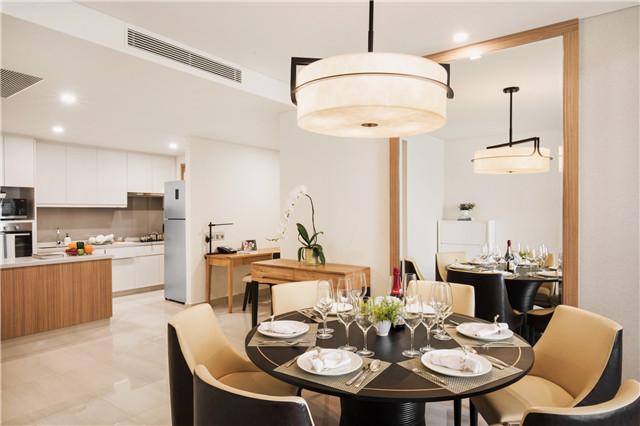 Oakwood Residence Saigon 3-Bedroom Apartment - Dining Area.jpg