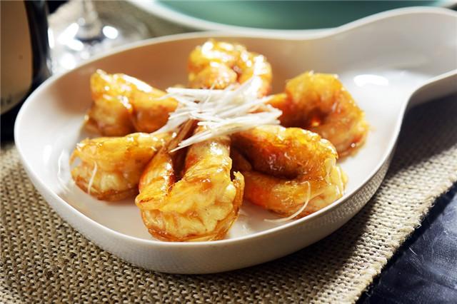 抓炒大明虾 stir-fried king prawn with honey sesame walnut.jpg