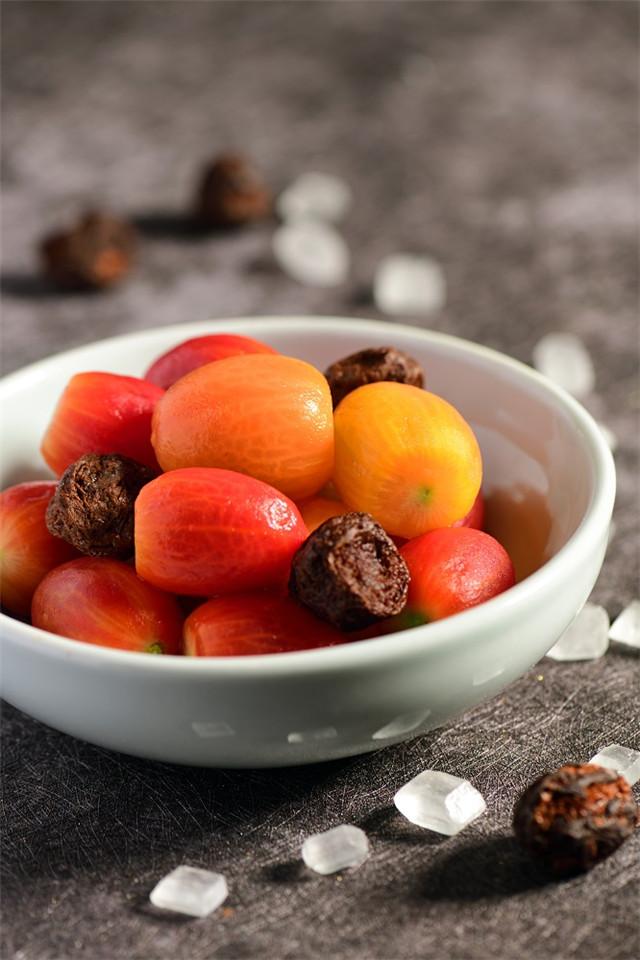 话梅小番茄Cherry tomatoes marinated in plum sauce.jpg
