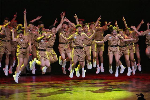 03_参演队伍之一，菲律宾舞团UPeepz and VPeepz.jpg