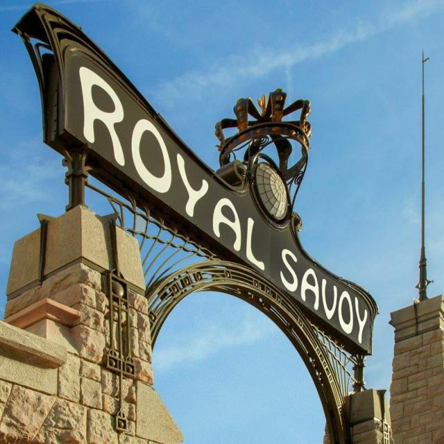 batch_RoyalSign.jpg
