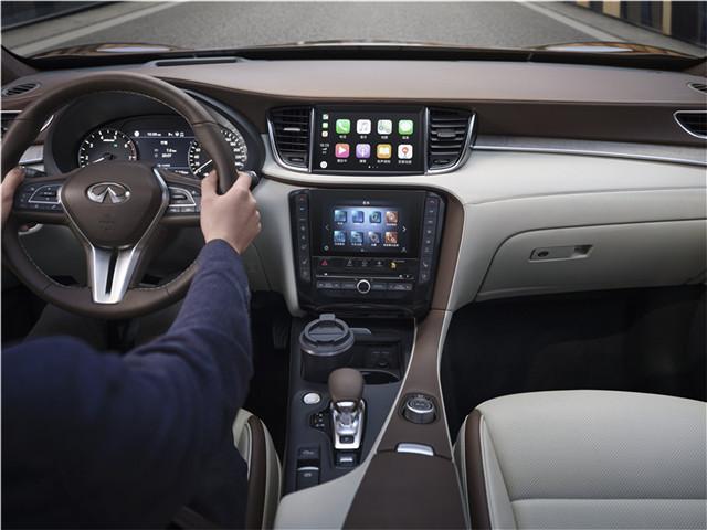 11-INFINITI InTouch__智能互联系统.jpg