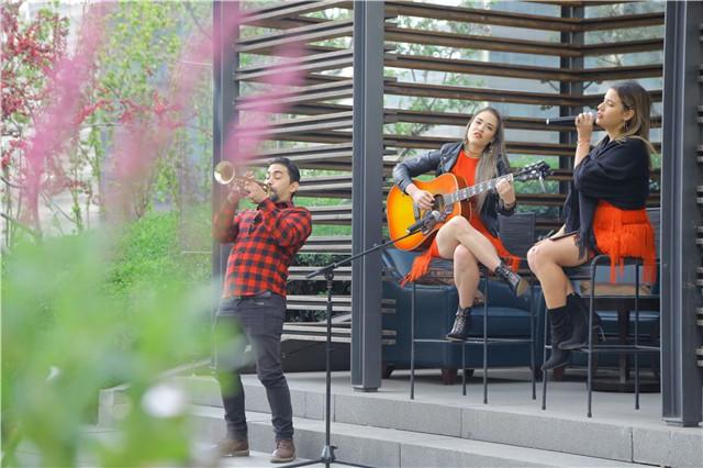 live band.jpg