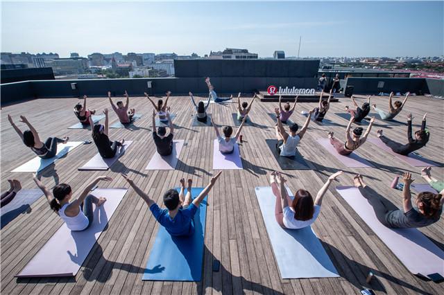 PuXuan X Lululemon.jpg