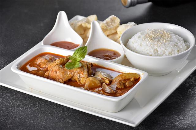 泰式红咖喱鸡肉.jpg