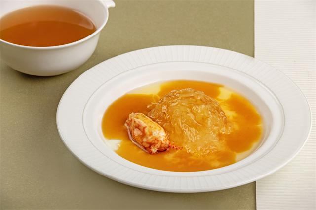 浓汤蟹黄扣陈年花胶 2.jpg