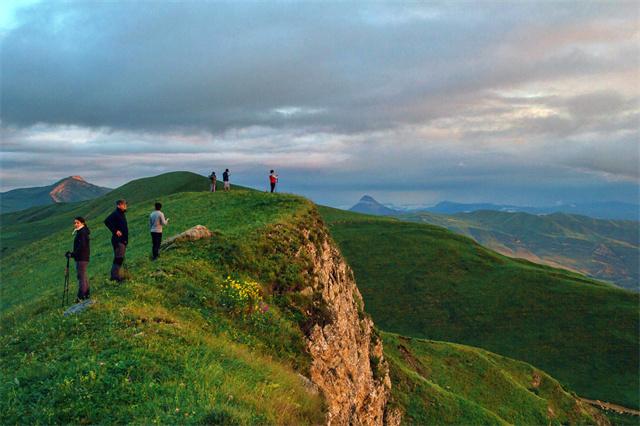 Kuzun – Yergi Kek trail1.jpg