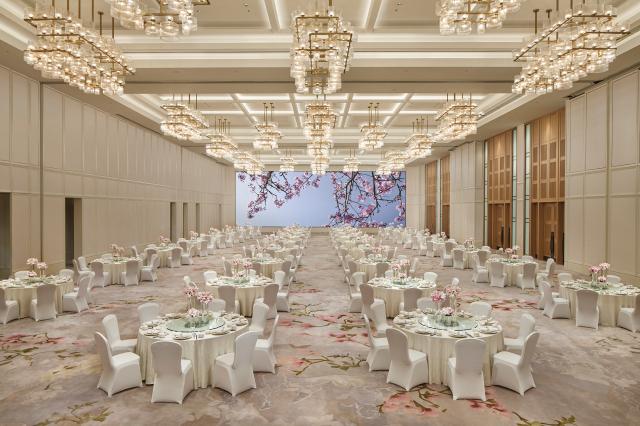 东方大宴会厅.jpg