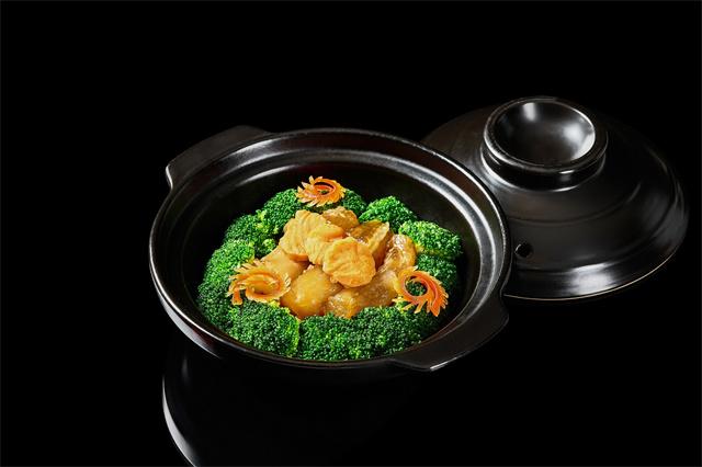 CNY_Braised Deer Sinew with Yunnan Mushroom红烧榆耳鹿筋.jpg