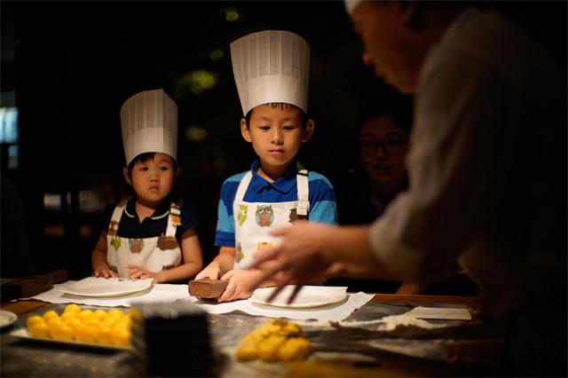 mooncake.jpg