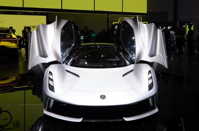 Lotus Evija_副本.jpg