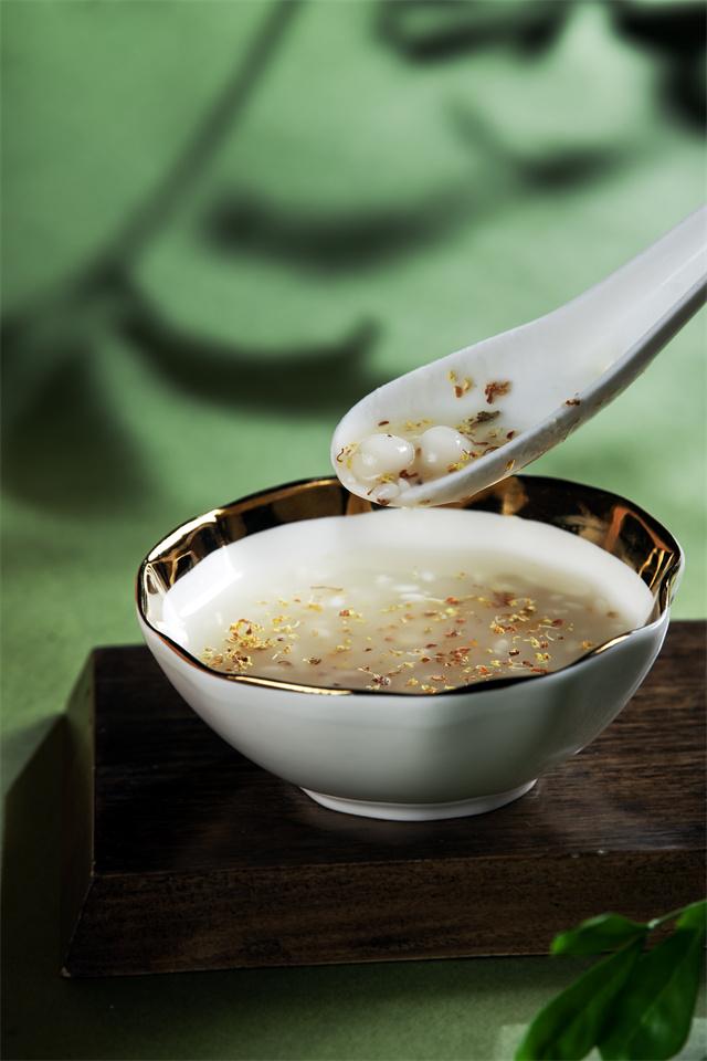 桂花酒酿小米团 Mini Glutinous Rice Dumplings with Osmanthus Rice Wine.jpg