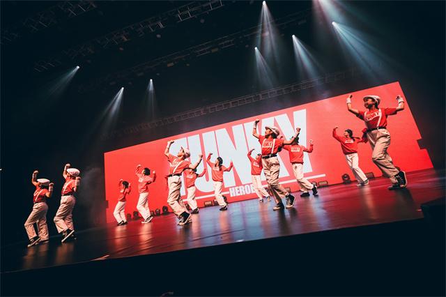 新闻稿配图 09 极限运动表演 Funky Heroes.jpg