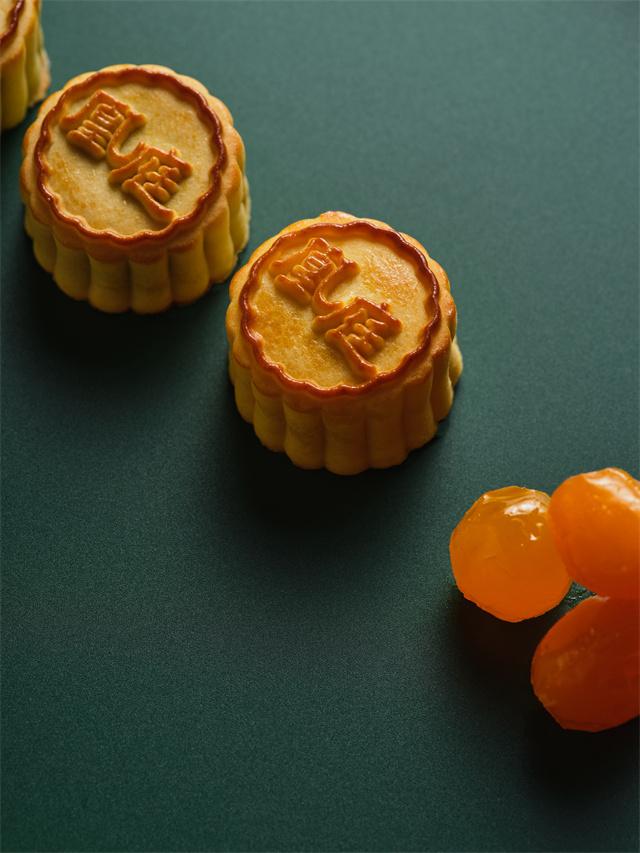 HT Mooncake1.jpg