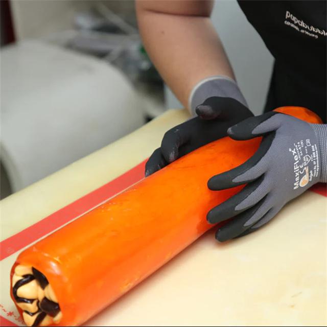 图片4-手工糖果工作坊（左）.jpg