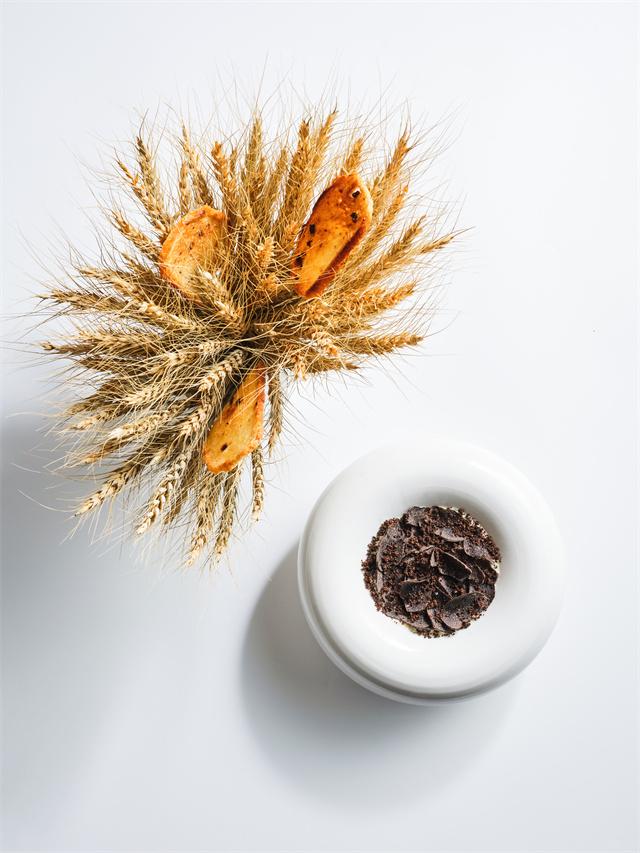 Jing-The Brie Truffle黑松露布里芝士.jpg
