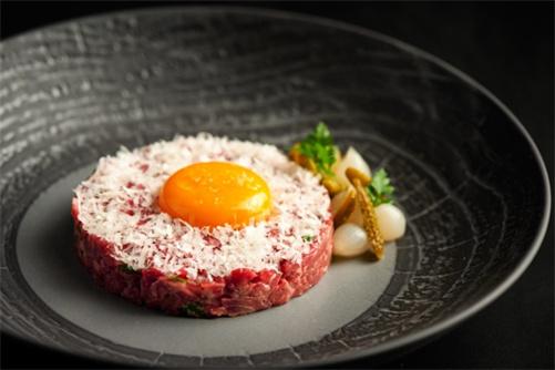 极级牛肉他他.jpg