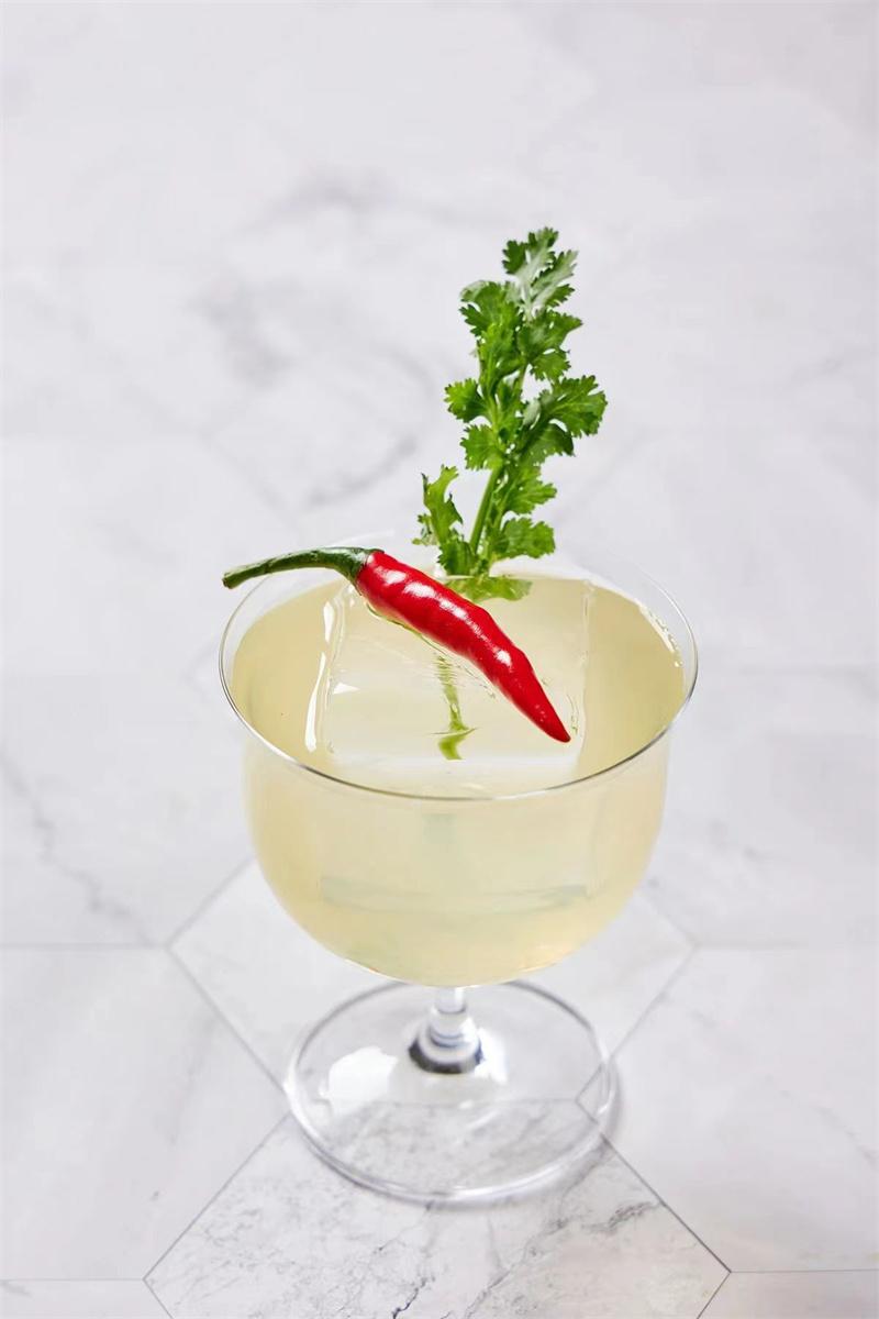 香遇 鸡尾酒.jpg