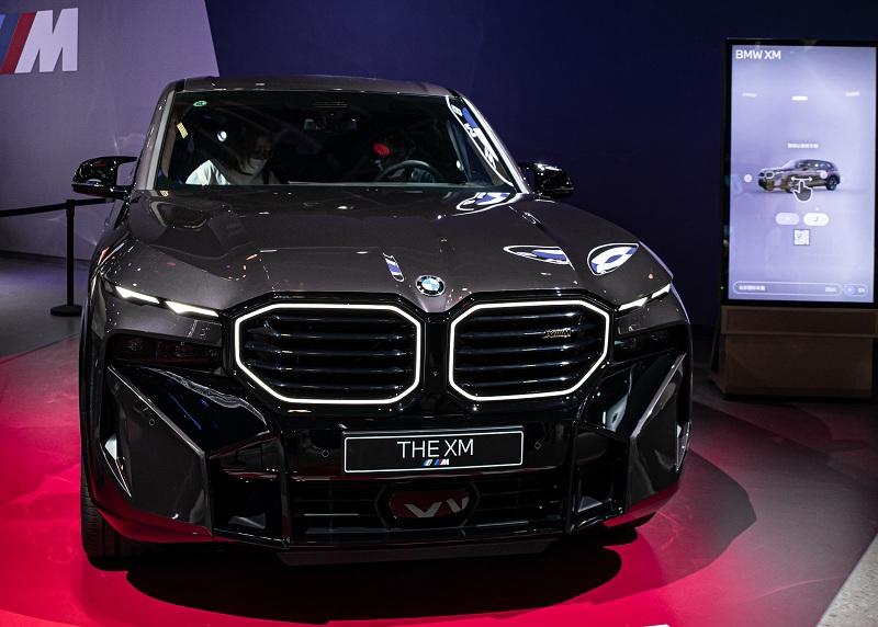 BMW THE XM.jpg