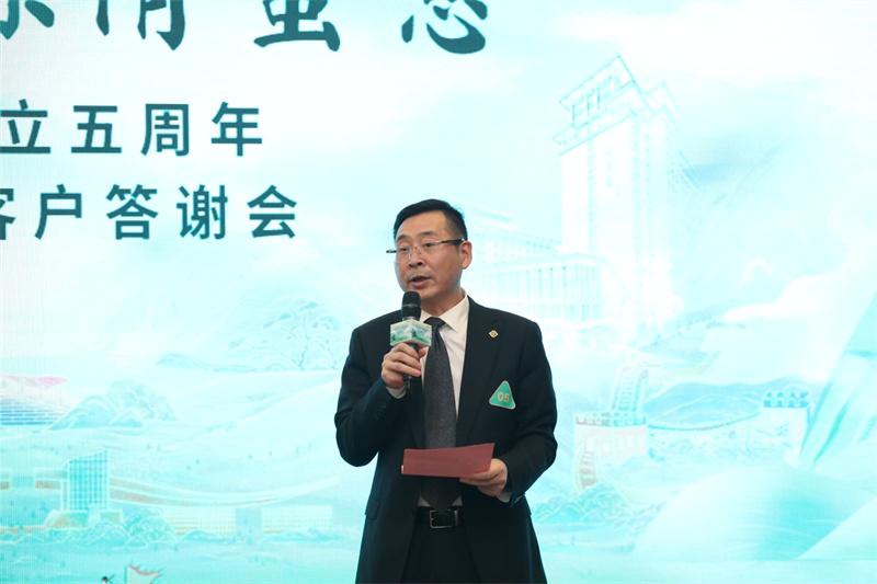 a2b84ff11oea560d0be290c324ab1153.jpg