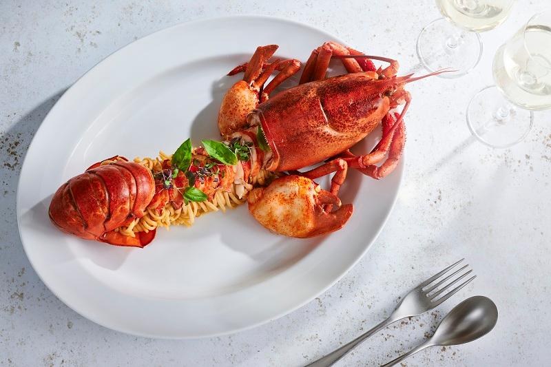 Astakomakaronada, lobster pasta Athenian-style.jpg
