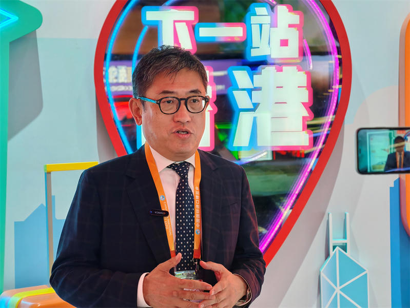 4-香港旅游发展局总干事程鼎一受访图.jpg