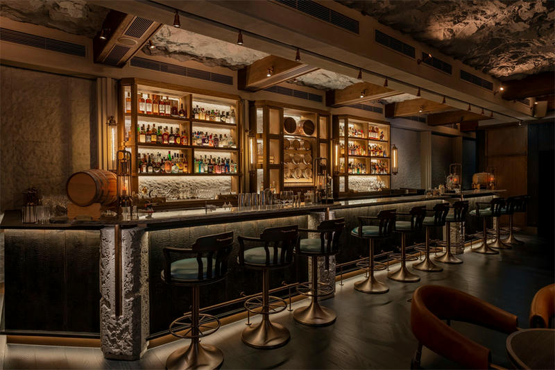 587603-Long_Bar_02.jpg.jpg