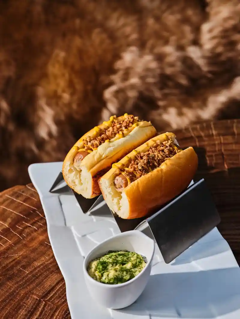 Lamb Sausage Hot Dog 羊肉热狗.jpg