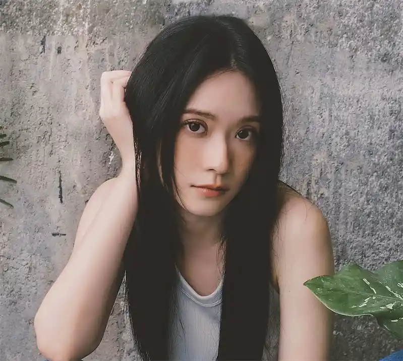 3. 中国香港歌手云浩影 Cloud.jpg